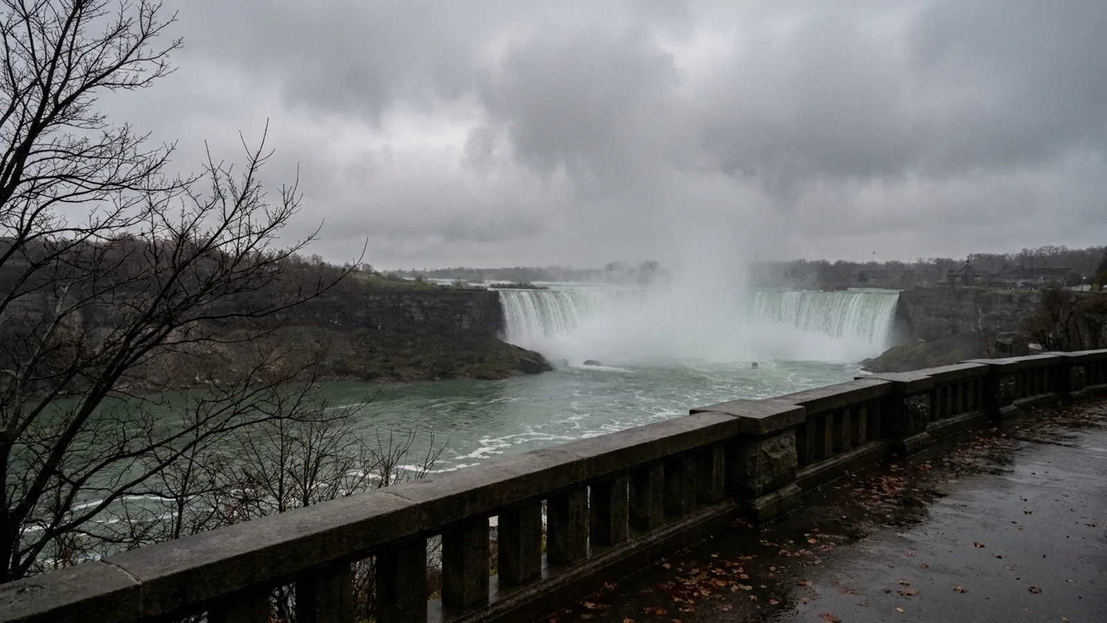 Niagara Falls in November: The Quietest Month of the Year